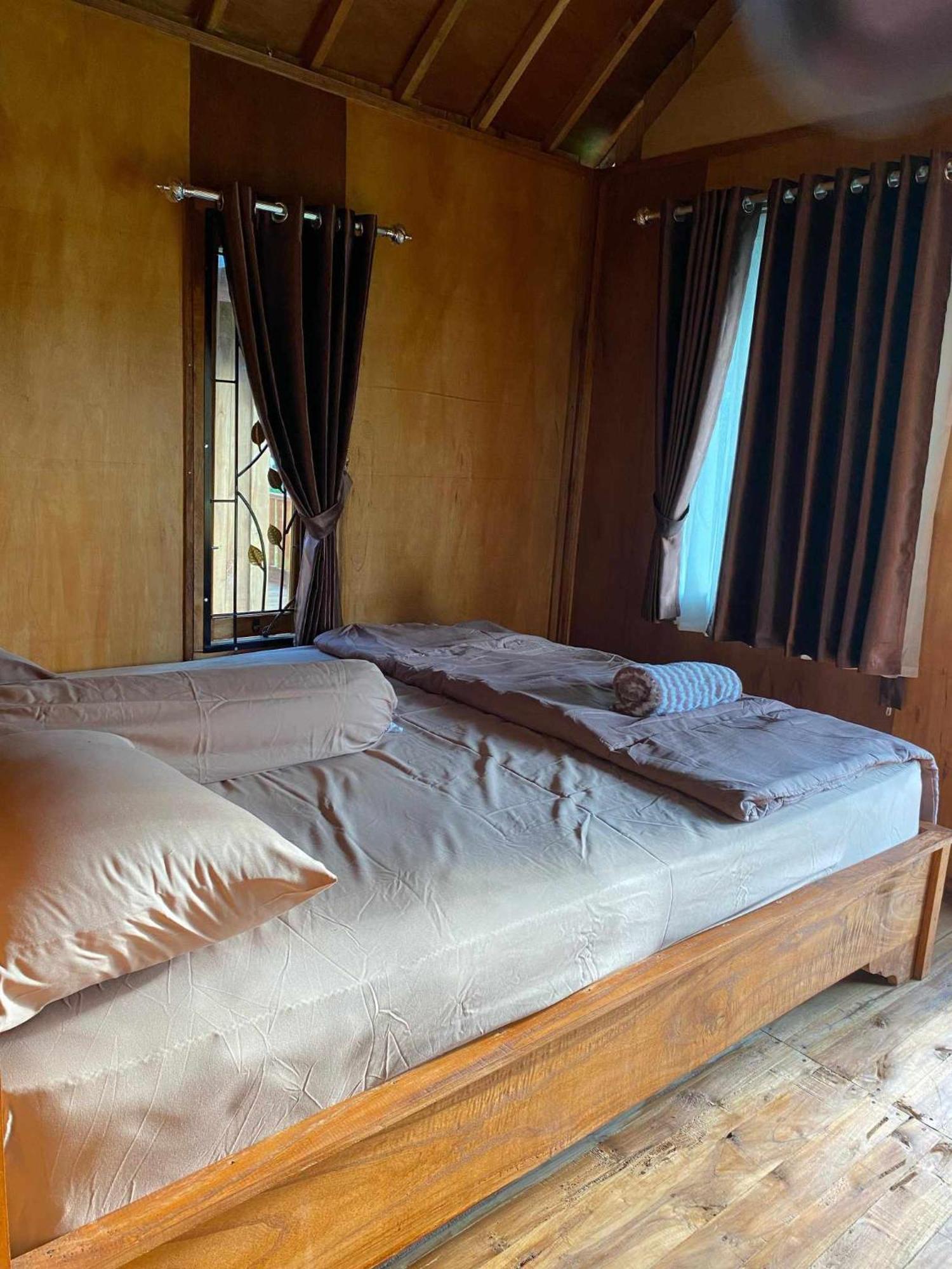 Tetebatu Hostel Bagian luar foto