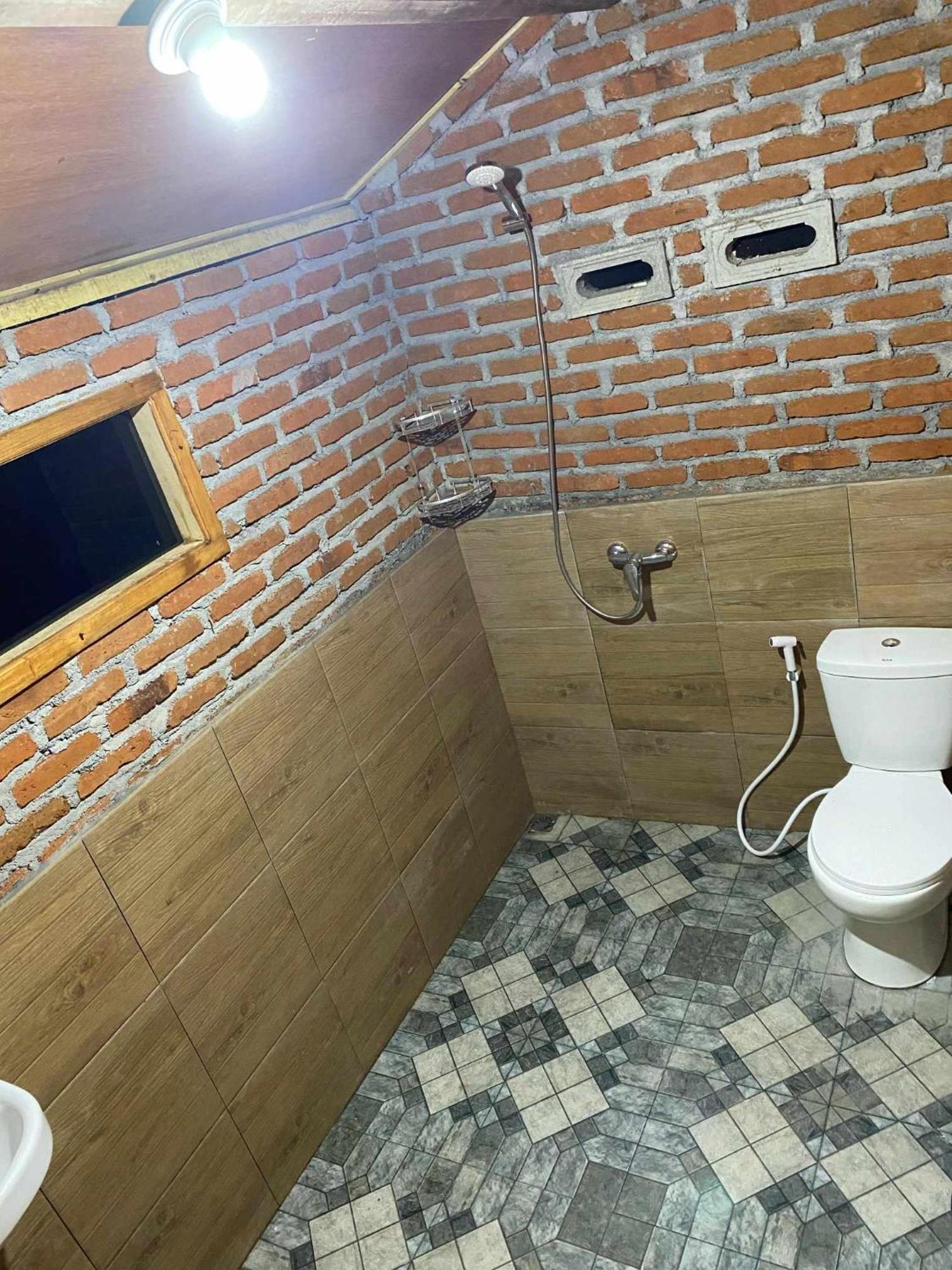 Tetebatu Hostel Bagian luar foto